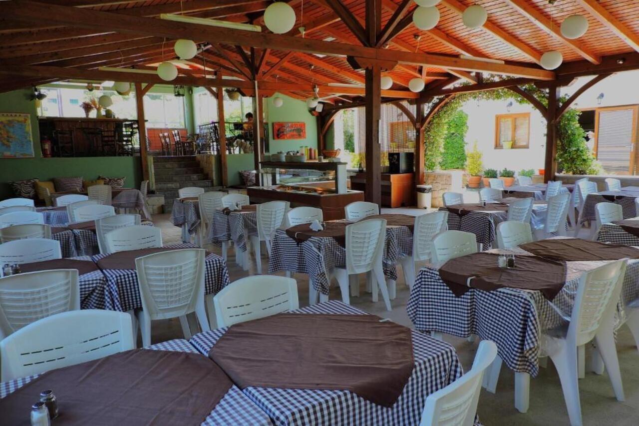 Julia Hotel Fúrka Kültér fotó