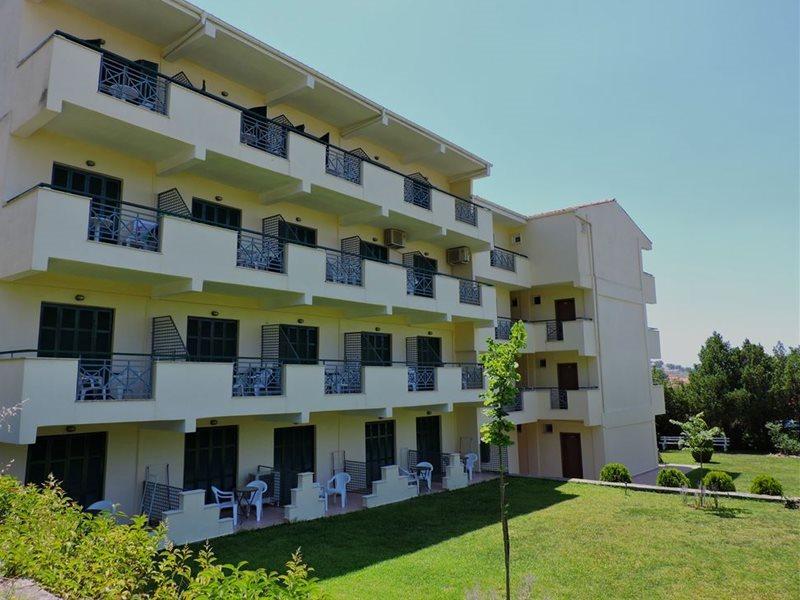 Julia Hotel Fúrka Kültér fotó