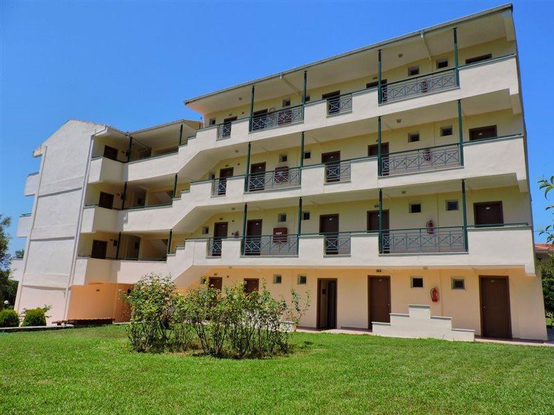 Julia Hotel Fúrka Kültér fotó