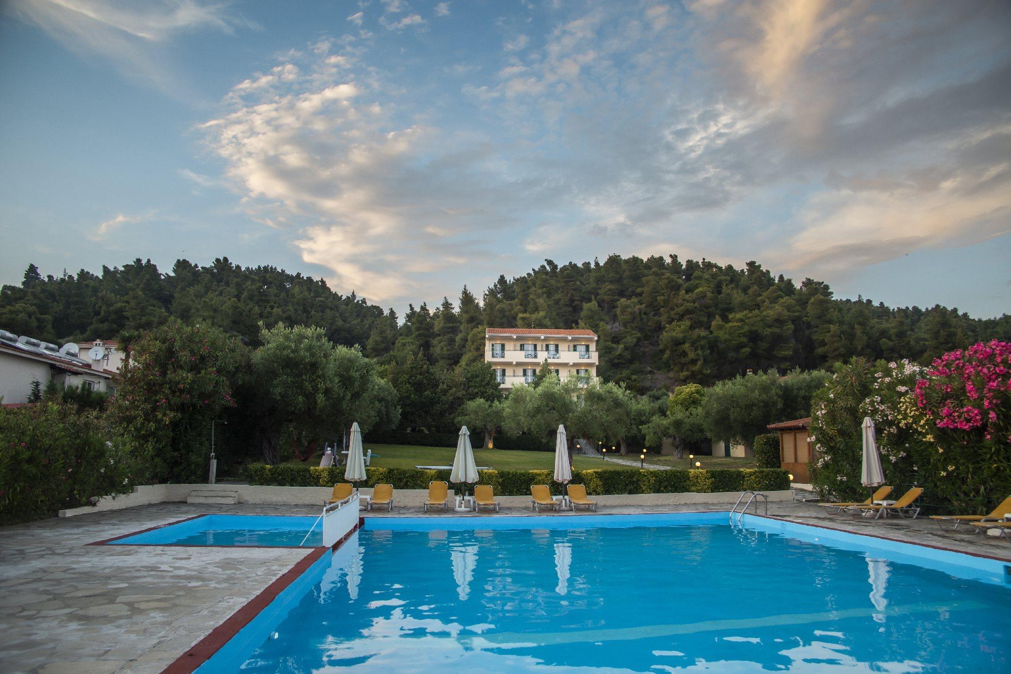 Julia Hotel Fúrka Kültér fotó