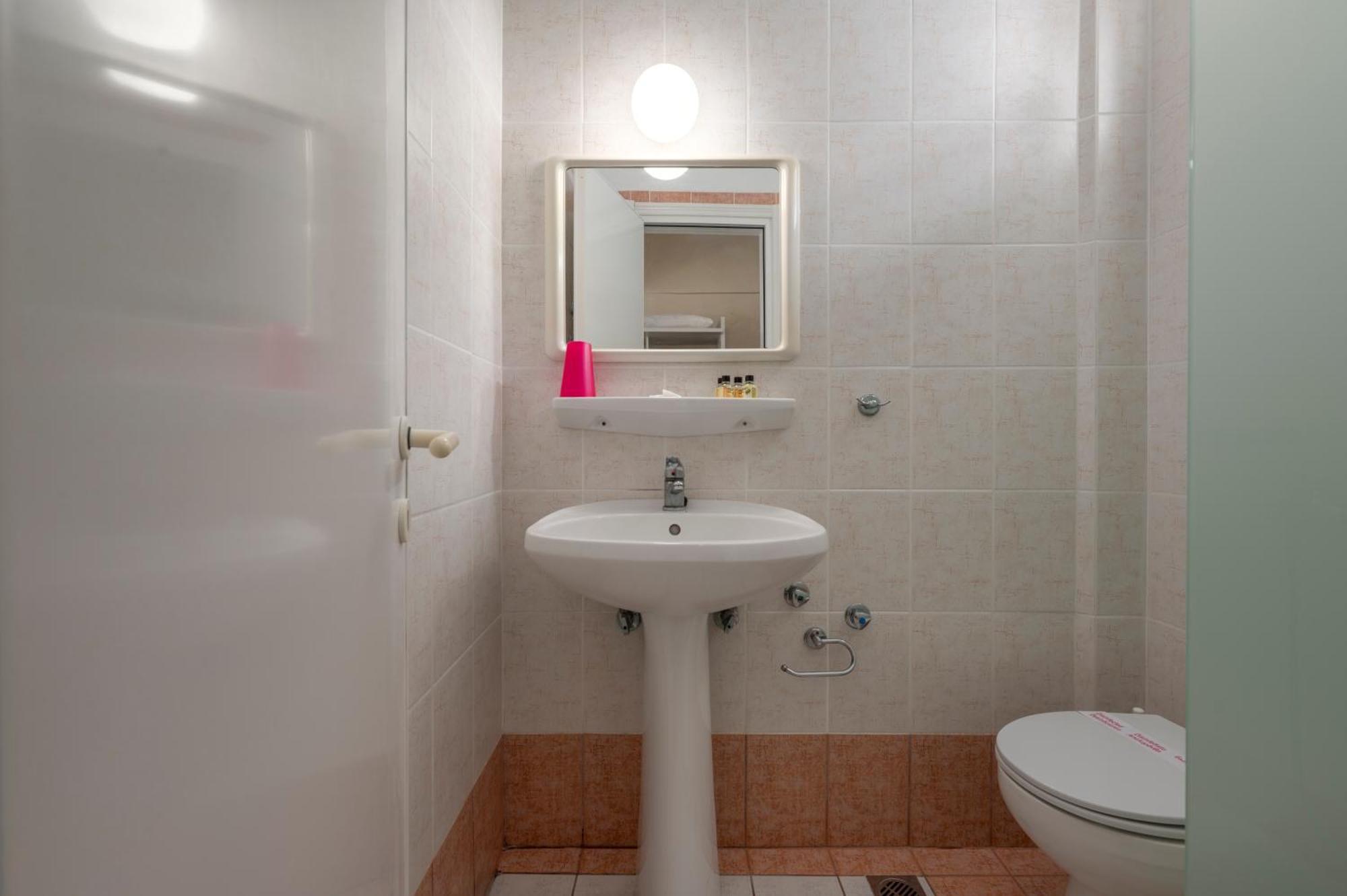 Julia Hotel Fúrka Kültér fotó