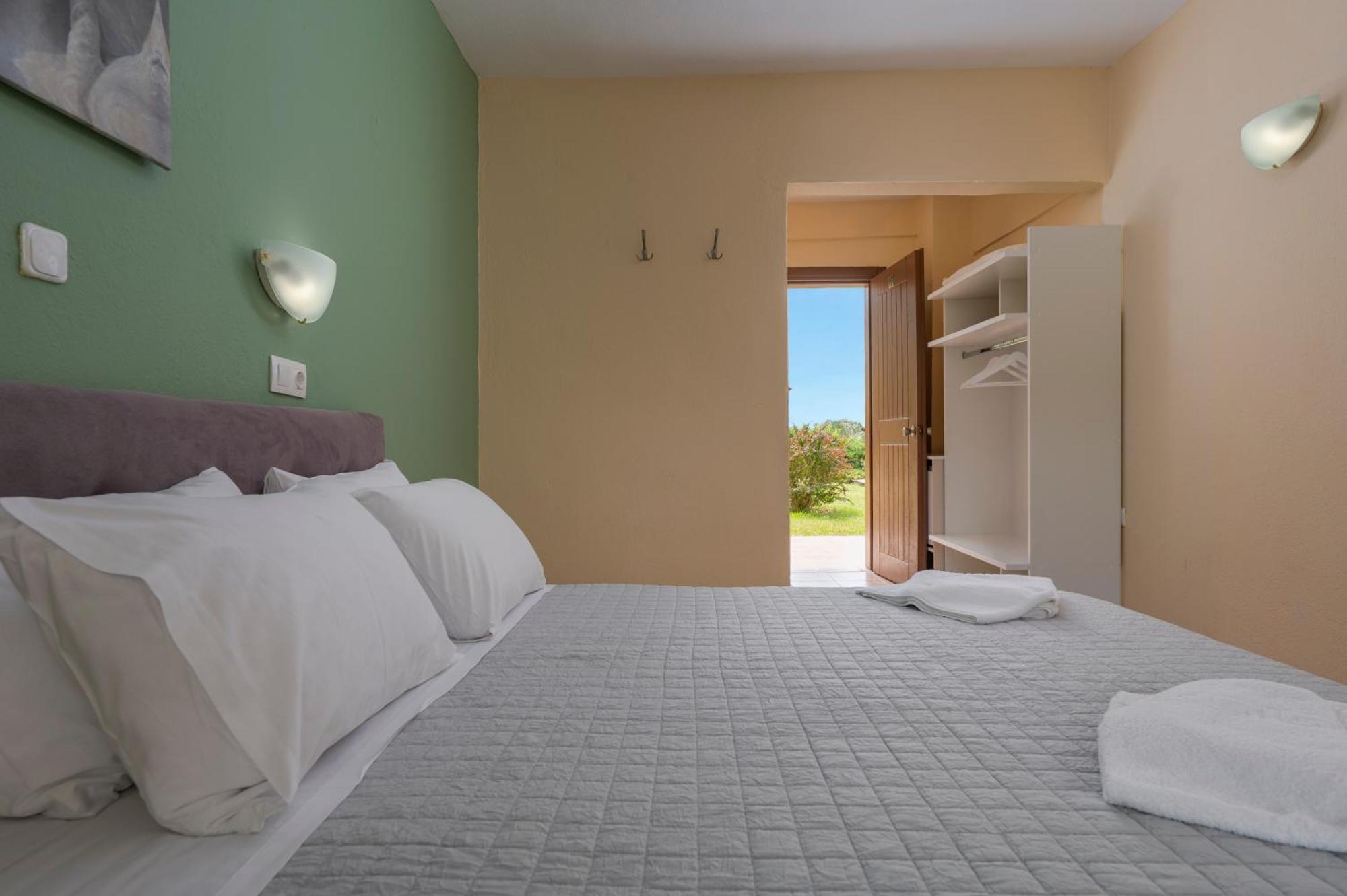 Julia Hotel Fúrka Kültér fotó